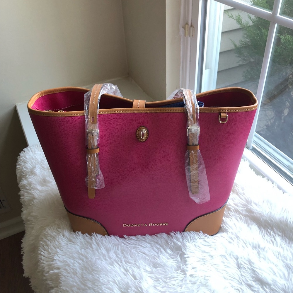 Brand new Dooney Dover tote